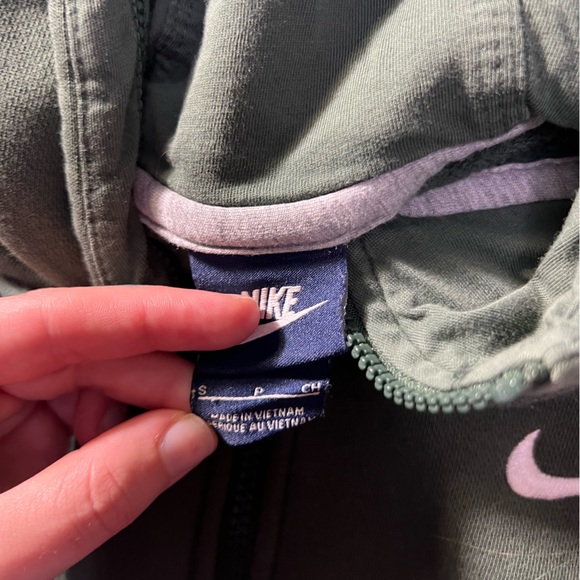 Nike green zip up. - Picture 2 of 3